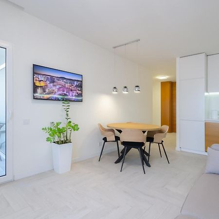 Petrovdom 234-241-86-96 In City View Apartments At Rc Kvartet,Near Central Railway Station Киев Екстериор снимка